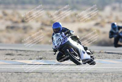 media/Dec-07-2025-CVMA (Sun) [[3e7d2de5dc]]/Race 12- Formula 40 MW and LW/